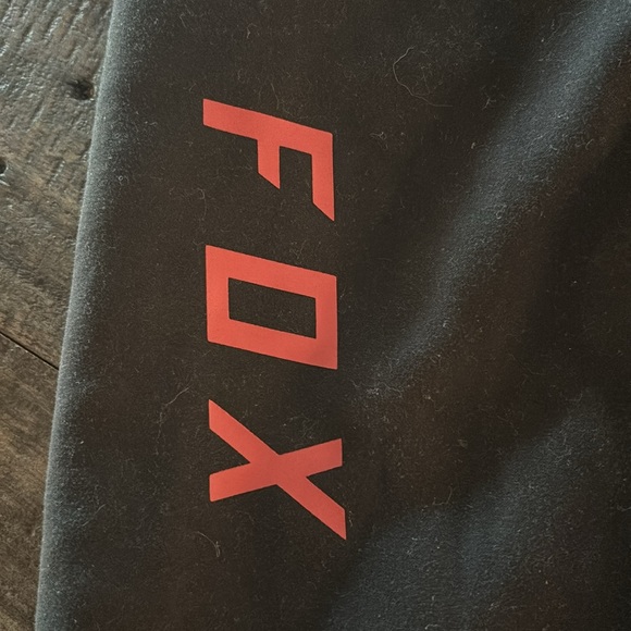 MENS 11” FOX HYBRID SHORTS SIZE 29 GREAT COND BUNDLE2SAVE - Picture 2 of 9